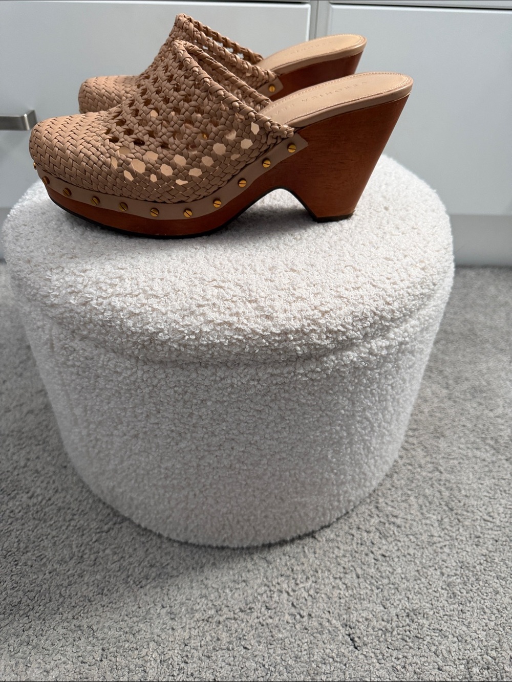 Veronica Beard Woven Tan Clog Mules - Picture 4 of 8